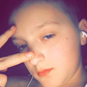 Meet your Posher, Cameron